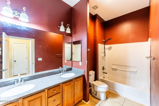 1102 E Mud Spring Canyon Lane, Sahuarita, AZ 85629