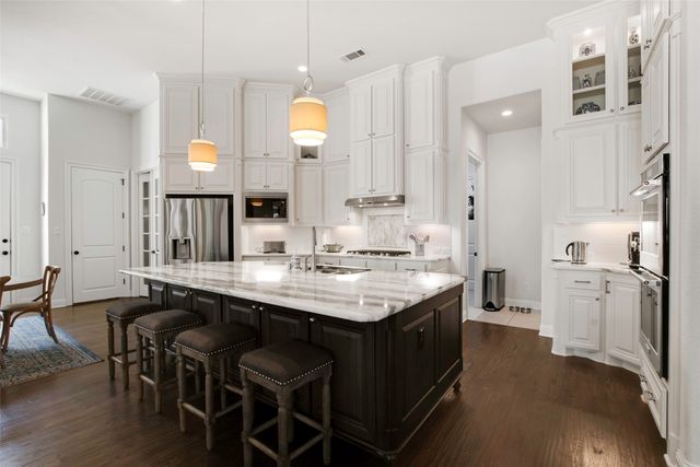 412 Bridgewater Place, Flower Mound, TX 75028