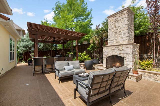 412 Bridgewater Place, Flower Mound, TX 75028