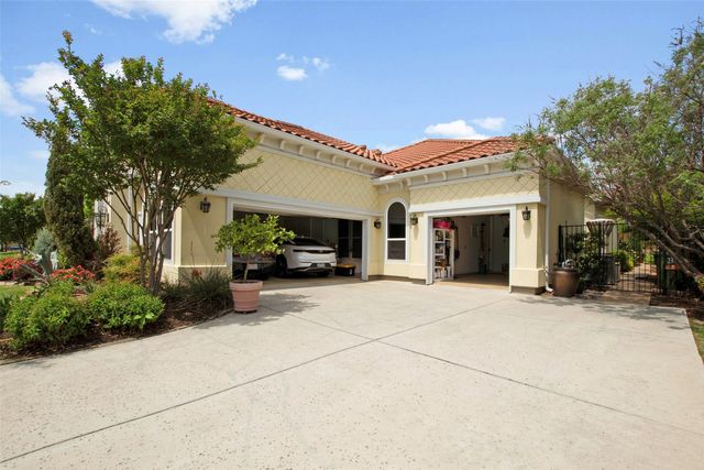 412 Bridgewater Place, Flower Mound, TX 75028