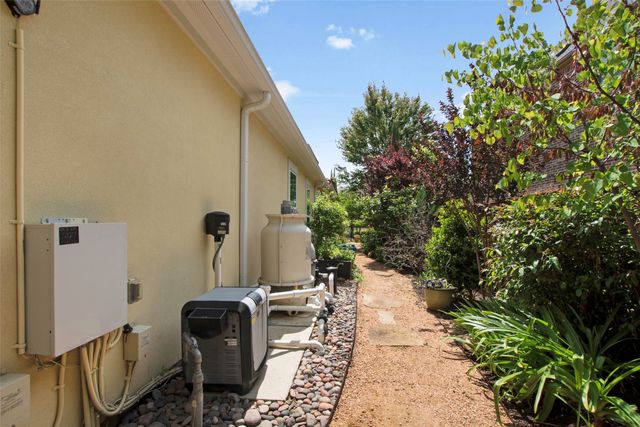 412 Bridgewater Place, Flower Mound, TX 75028