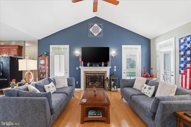 6518 BENT OAK DRIVE, Fayetteville, PA 17222