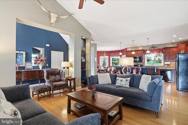 6518 BENT OAK DRIVE, Fayetteville, PA 17222