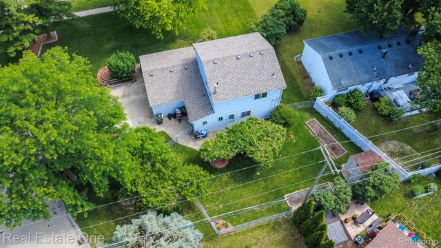 13912 Clinton River Road, Sterling Heights, MI 48313