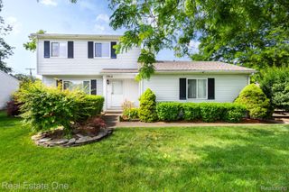 13912 Clinton River Road, Sterling Heights, MI 48313