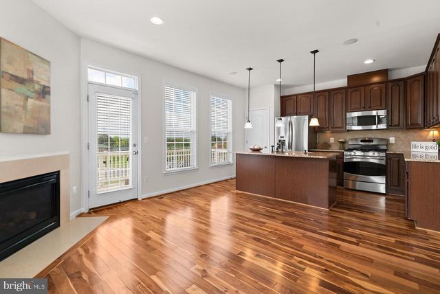 22664 AMBERJACK SQ, Brambleton, VA 20148