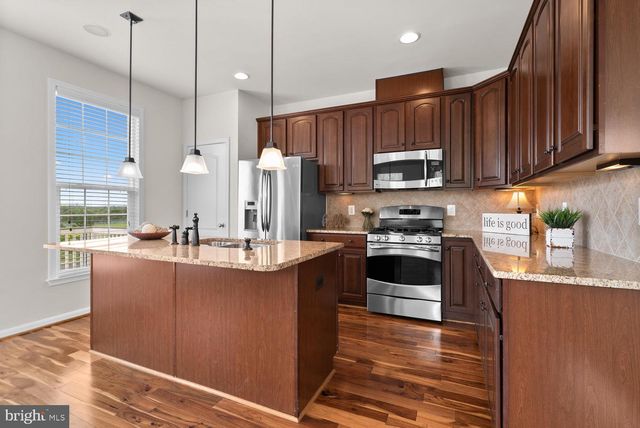 22664 AMBERJACK SQ, Brambleton, VA 20148