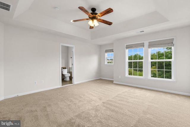 22664 AMBERJACK SQ, Brambleton, VA 20148