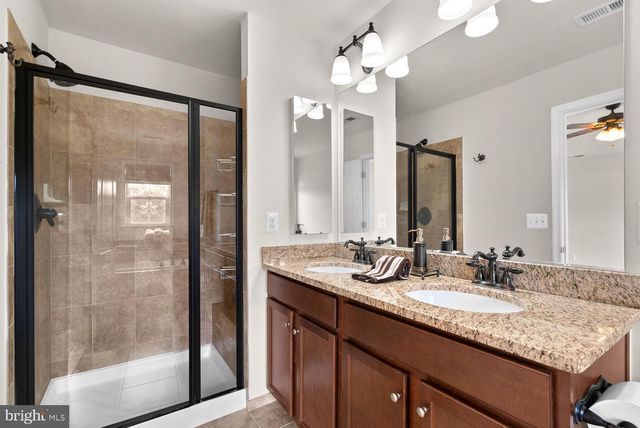 22664 AMBERJACK SQ, Brambleton, VA 20148