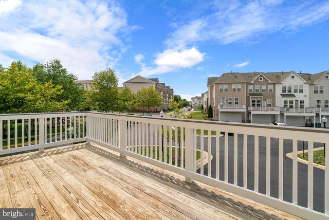 22664 AMBERJACK SQ, Brambleton, VA 20148