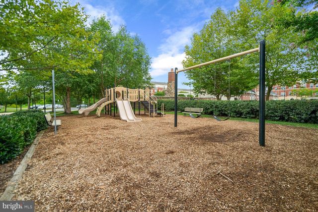 22664 AMBERJACK SQ, Brambleton, VA 20148