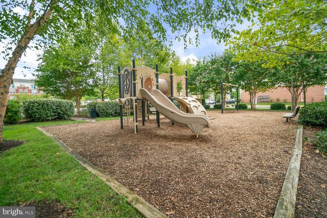 22664 AMBERJACK SQ, Brambleton, VA 20148