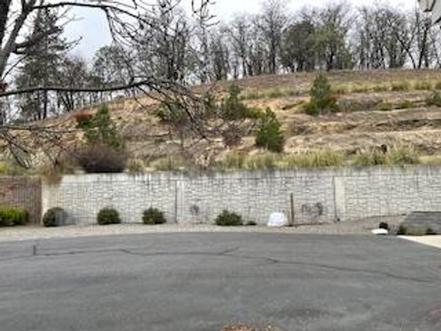 1882 NW Sunview Place, Grants Pass, OR 97526