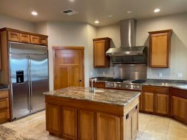 1882 NW Sunview Place, Grants Pass, OR 97526