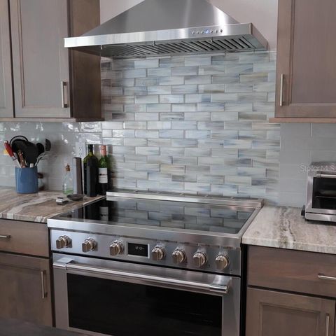 2 COLONY COURT, Palm Coast, FL 32137