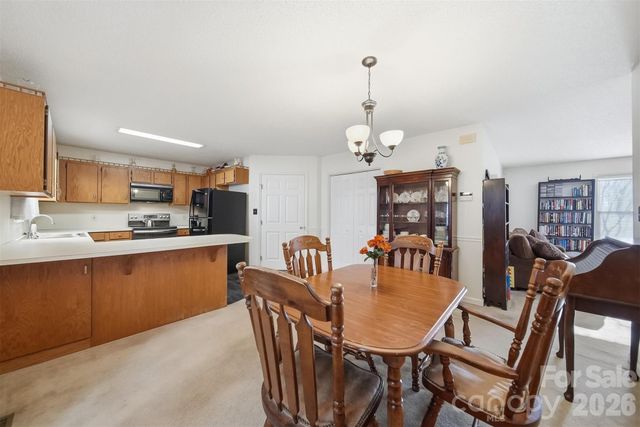 5216 Bethel Church Road, Hickory, NC 28602