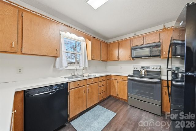 5216 Bethel Church Road, Hickory, NC 28602