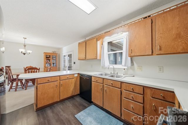 5216 Bethel Church Road, Hickory, NC 28602