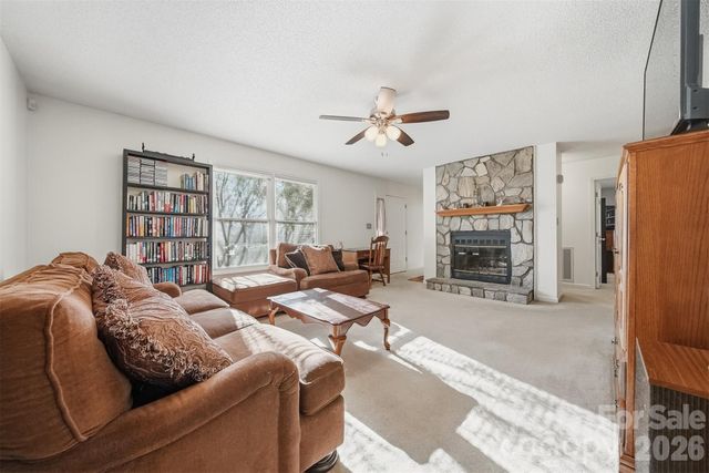 5216 Bethel Church Road, Hickory, NC 28602