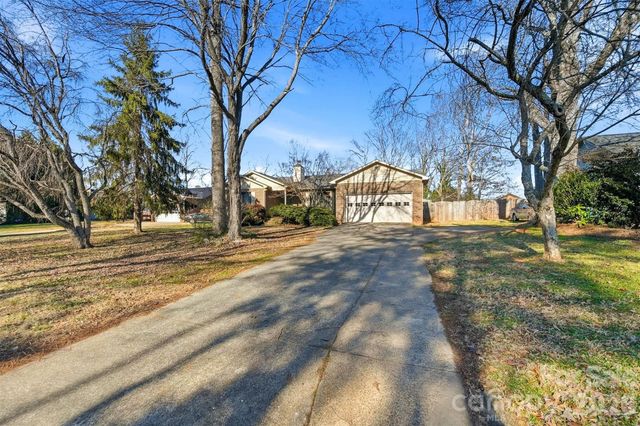 5216 Bethel Church Road, Hickory, NC 28602