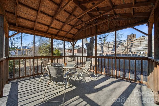 5216 Bethel Church Road, Hickory, NC 28602