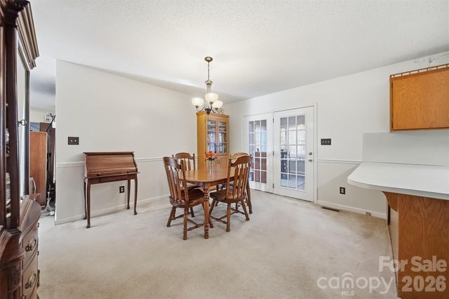 5216 Bethel Church Road, Hickory, NC 28602