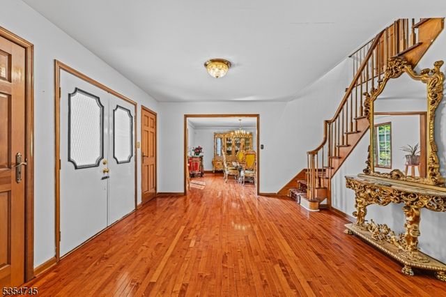 305 Old York Rd, Raritan Twp., NJ 08822