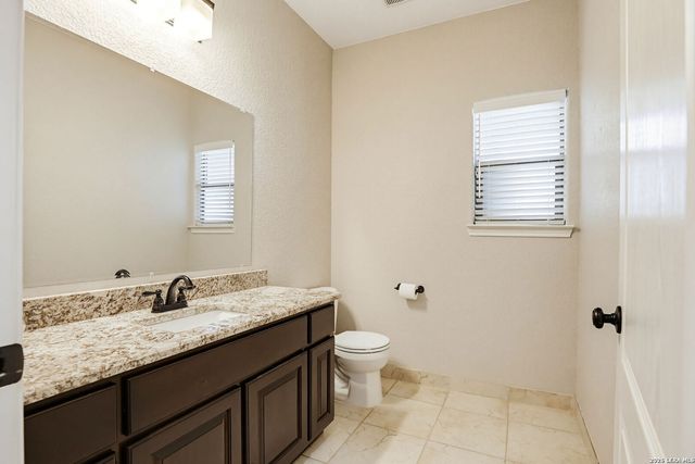 381 PRIVATE ROAD 3702, San Antonio, TX 78253