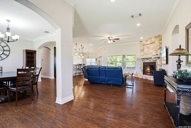 381 PRIVATE ROAD 3702, San Antonio, TX 78253