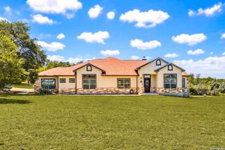 381 PRIVATE ROAD 3702, San Antonio, TX 78253