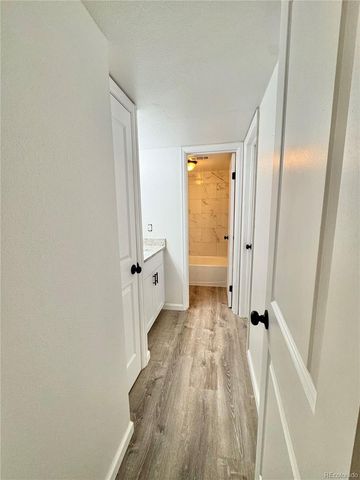 481 S Kalispell Way 102, Aurora, CO 80017