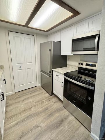 481 S Kalispell Way 102, Aurora, CO 80017