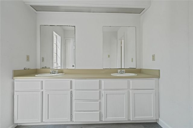 2406 Capitan Dr D, Corpus Christi, TX 78414