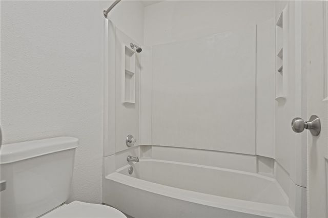 2406 Capitan Dr D, Corpus Christi, TX 78414