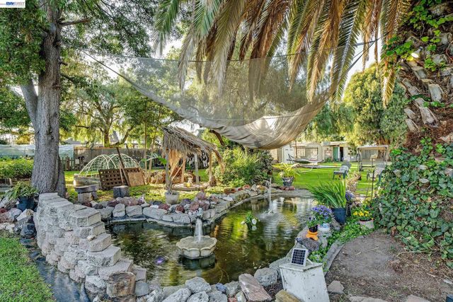 1177 Thiel Rd, Hayward, CA 94544