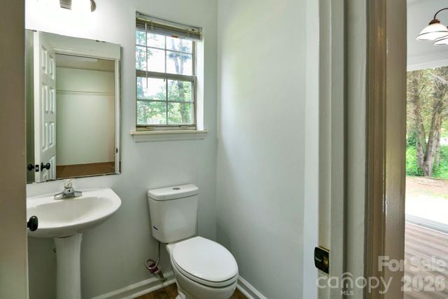 8406 Bedford Green Lane, Charlotte, NC 28215