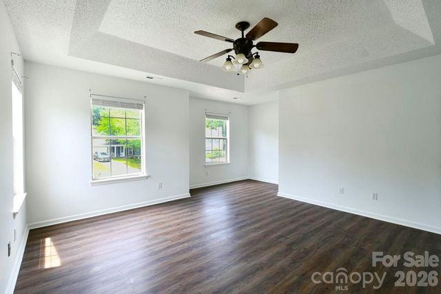 8406 Bedford Green Lane, Charlotte, NC 28215