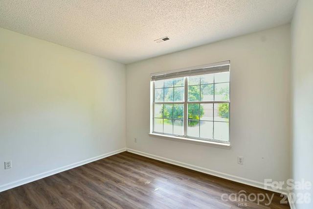 8406 Bedford Green Lane, Charlotte, NC 28215