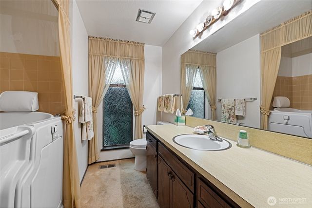 2321 Vista View Drive, Tacoma, WA 98406