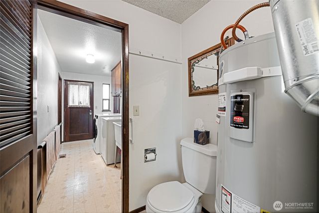 2321 Vista View Drive, Tacoma, WA 98406