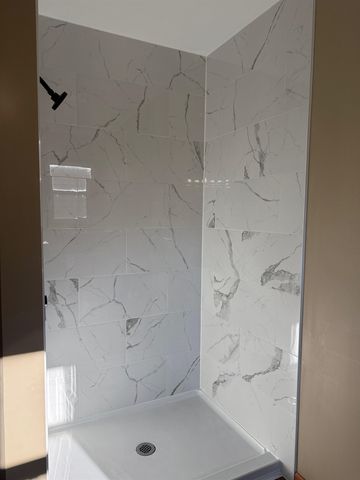 2335 S Cypress St, Wichita, KS 67207