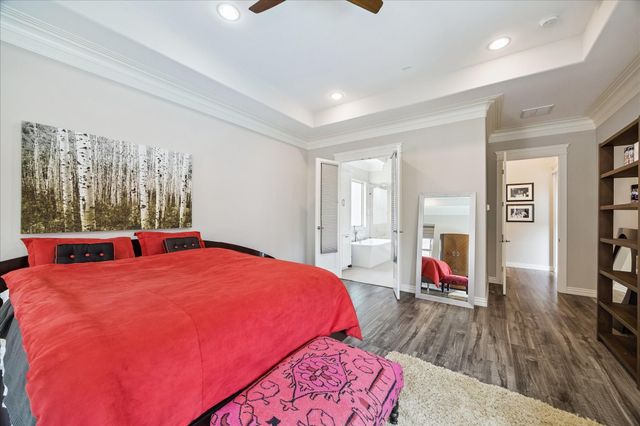 9622 Cedarhurst Drive, Houston, TX 77096