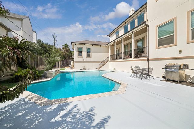 9622 Cedarhurst Drive, Houston, TX 77096