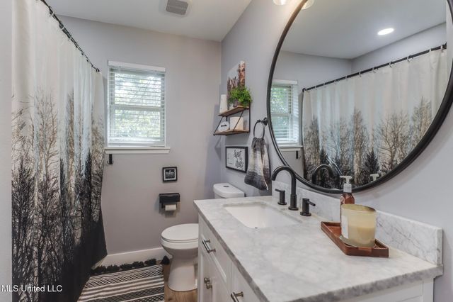 8707 Pine Ridge Court, Diamondhead, MS 39525