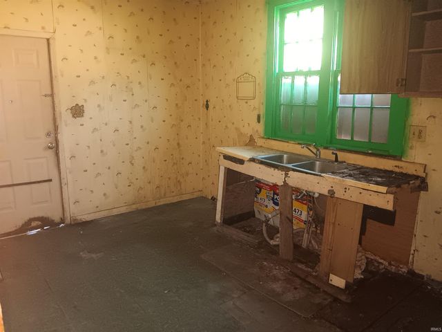 1304 Broadway Street, Vincennes, IN 47591