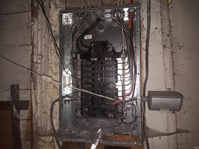 1304 Broadway Street, Vincennes, IN 47591