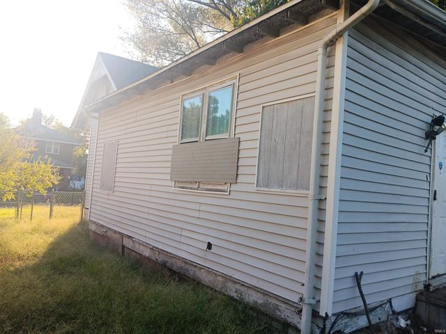 1304 Broadway Street, Vincennes, IN 47591