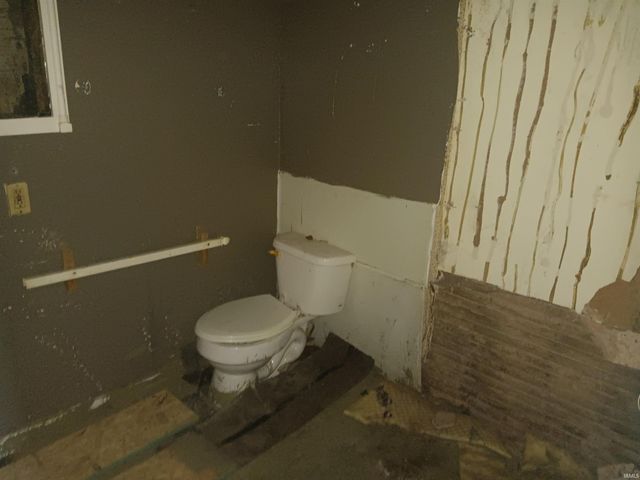 1304 Broadway Street, Vincennes, IN 47591