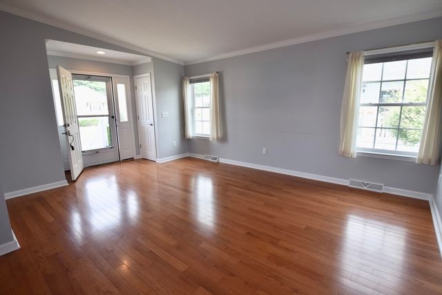 20 Quarry Stone Drive, Bridgewater, MA 02324