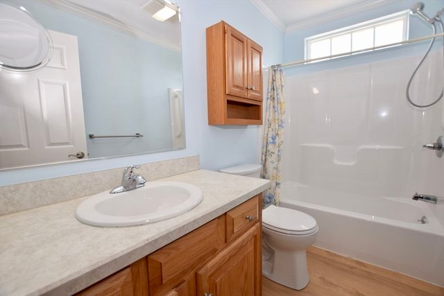 20 Quarry Stone Drive, Bridgewater, MA 02324